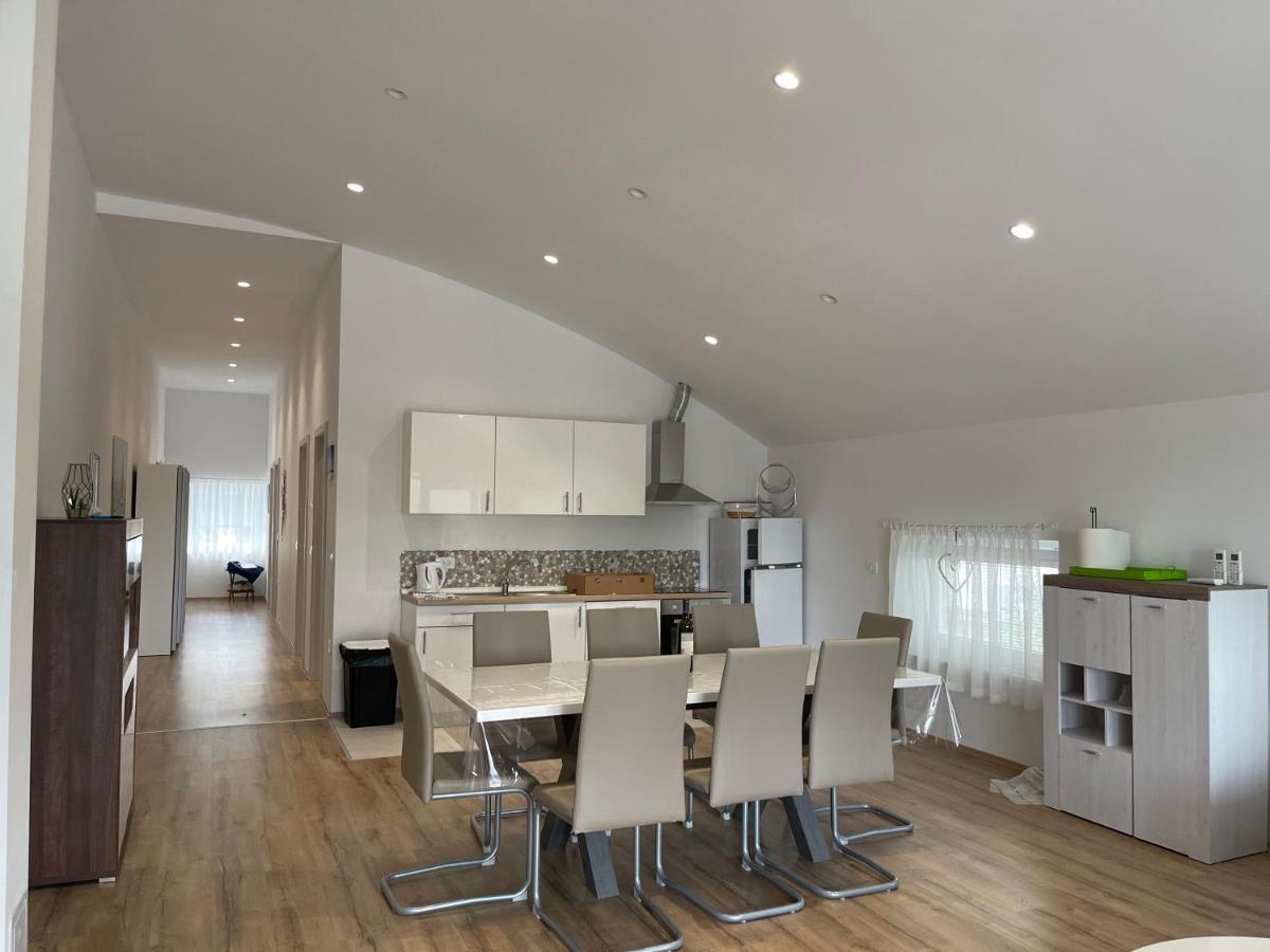 Apartmaji Meduza 2 Lägenhet Izola Exteriör bild