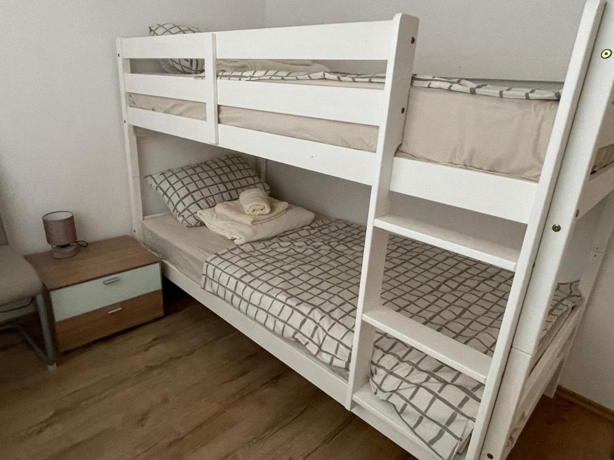 Apartmaji Meduza 2 Lägenhet Izola Exteriör bild