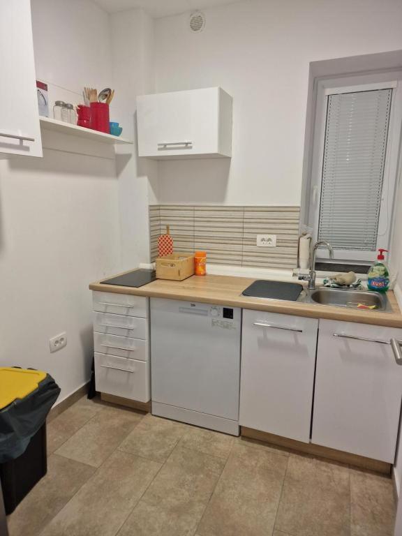 Apartmaji Meduza 2 Lägenhet Izola Exteriör bild
