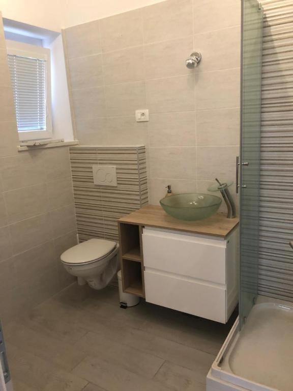 Apartmaji Meduza 2 Lägenhet Izola Exteriör bild