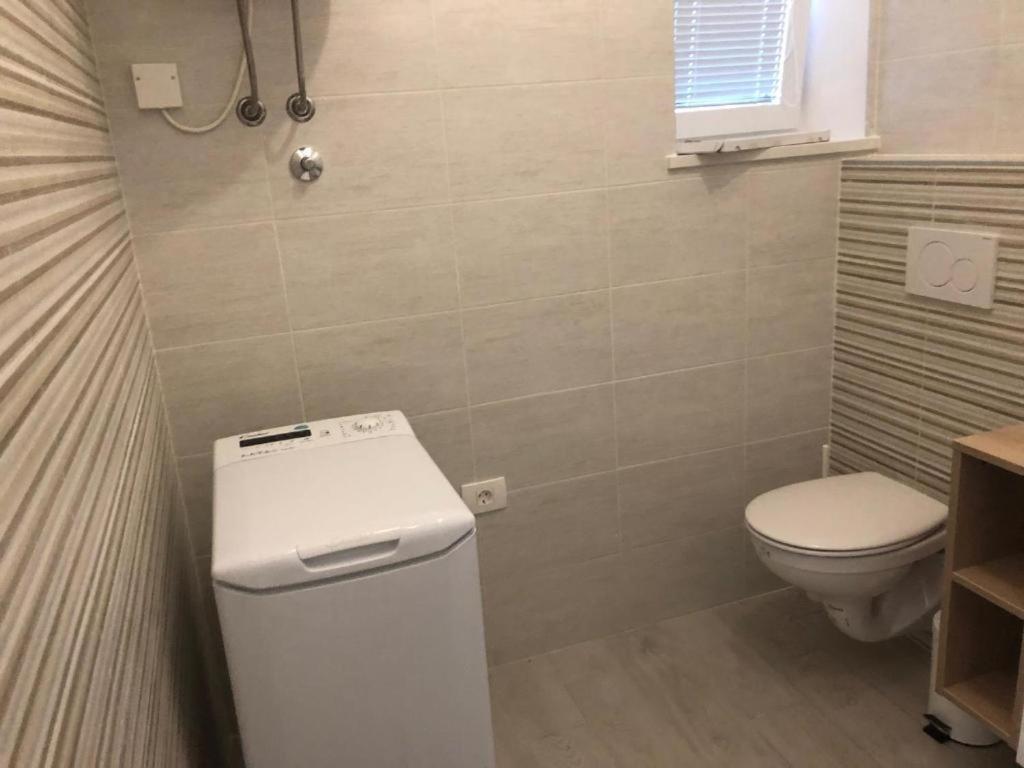 Apartmaji Meduza 2 Lägenhet Izola Exteriör bild